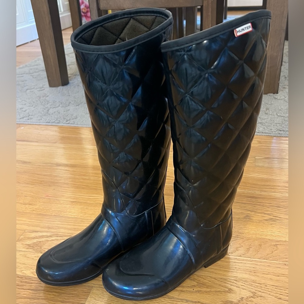 Hunter Quilted Boots